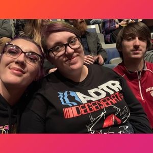 Meet your Posher, Nys